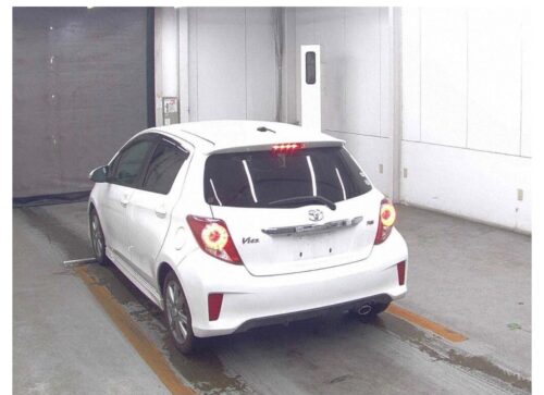 Toyota Vitz RS 2012 - Imagen 3