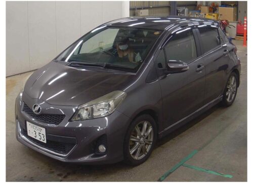 Toyota Vitz RS 2011