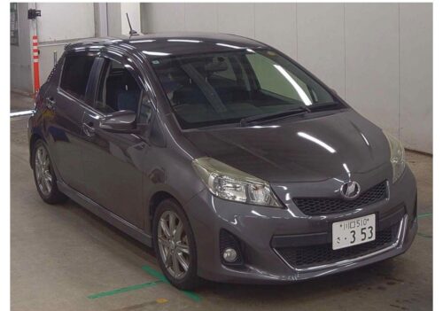 Toyota Vitz RS 2011 - Imagen 2