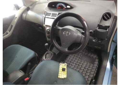 Toyota Vitz F 2005 - Imagen 5