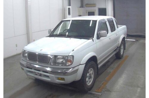 Nissan Datsun Pick Up 4D 4WD AX Limited 2000