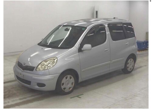 Toyota FunCargo 2002 - Imagen 2