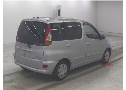 Toyota FunCargo 2002 - Imagen 4