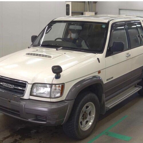Isuzu Bighorn 5D 4WD 1999