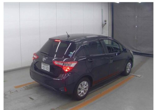 Toyota Vitz 5D F 2017 - Imagen 3