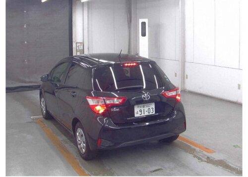 Toyota Vitz 5D F 2017 - Imagen 4