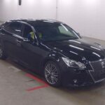 Toyota Crown 4D Athlete S 2016