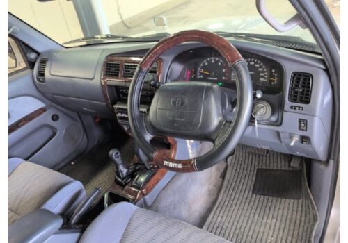 Toyota Hilux Surf 5D 4WD SSR-G 1997 - Imagen 5