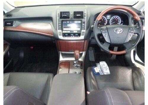 Toyota Crown Majesta 4D A Type L Package 2009 - Imagen 5