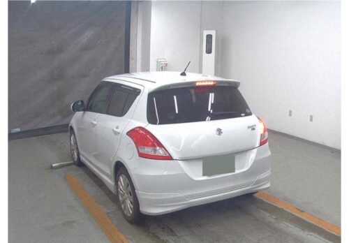 Suzuki Swift 5D RS 2013 - Imagen 4