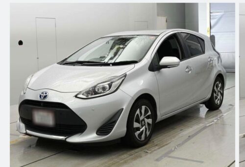 Toyota Aqua S Style Black (Híbrido) 2020