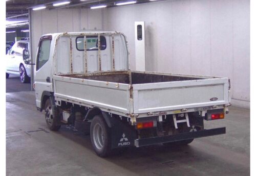 Mitsubishi Fuso Canter 2D 2011 - Imagen 4