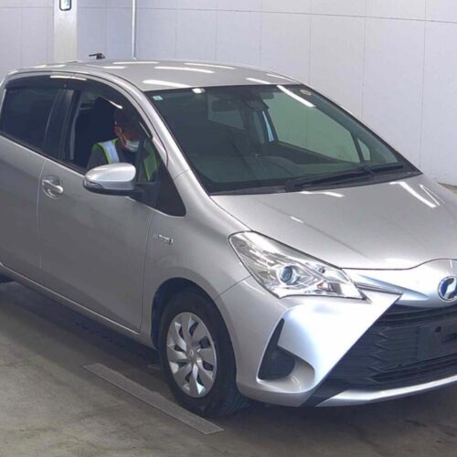 Toyota New Vitz 5D Hybrid F 2017