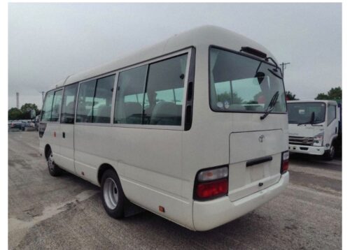Toyota Coaster 2D LX Turbo 2010 - Imagen 3