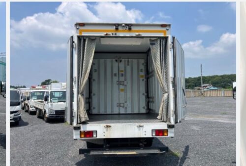 Isuzu Elf Refrigerator 3t 2019 - Imagen 3