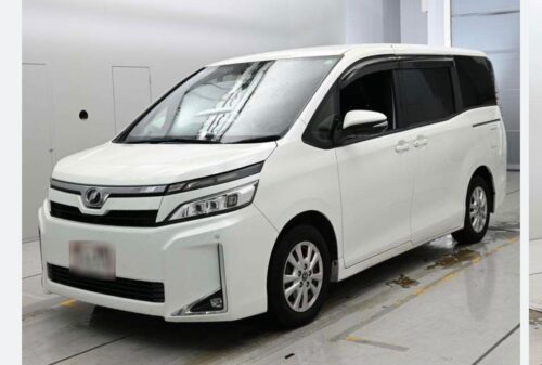 Toyota Voxy V 2017 - Imagen 2