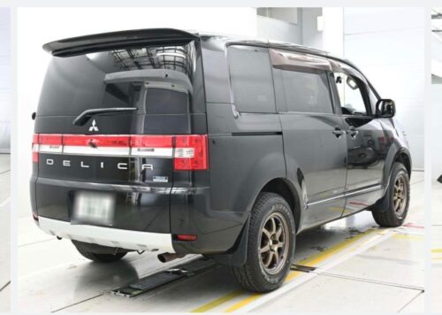 Mitsubishi Delica D5 D Power Package 4WD 2013 - Imagen 3