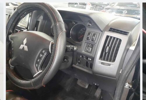 Mitsubishi Delica D5 D Power Package 4WD 2013 - Imagen 5