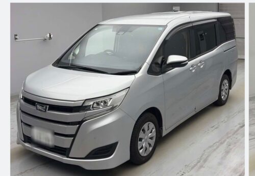 Toyota Noah X 2021