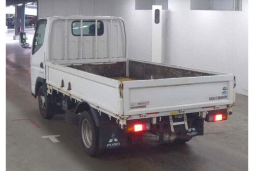 Mitsubishi Fuso Canter 2D 2017 - Imagen 4