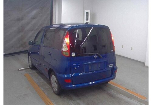 Toyota FunCargo G Pair Bench Version 2004 - Imagen 3