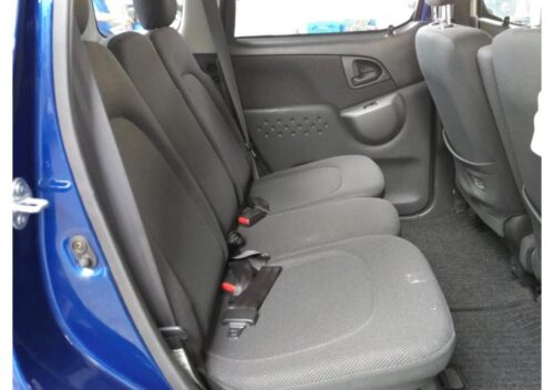 Toyota FunCargo G Pair Bench Version 2004 - Imagen 6