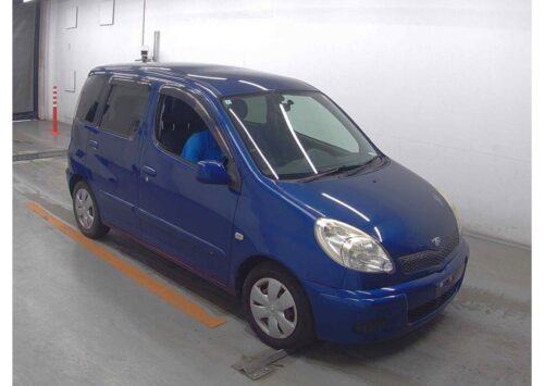 Toyota FunCargo G Pair Bench Version 2004 - Imagen 2
