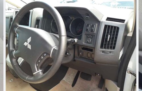 Mitsubishi Delica D5 D Power Package 4WD 2013 - Imagen 5
