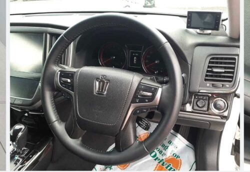 Toyota Crown Athlete S-T 2016 - Imagen 5