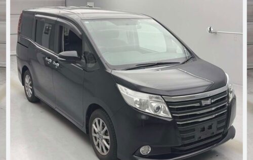 Toyota Noah X Delight Plus 2015 (Negro)