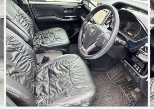 Toyota Noah X Delight Plus 2015 (Negro) - Imagen 5