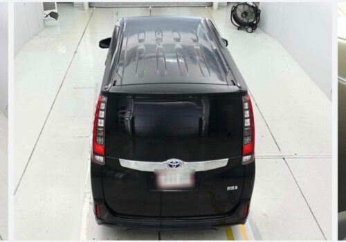 Toyota Noah Hybrid X 2014 - Imagen 5