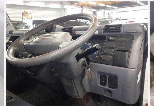 Mitsubishi Canter Guts 4T 2009 - Imagen 7