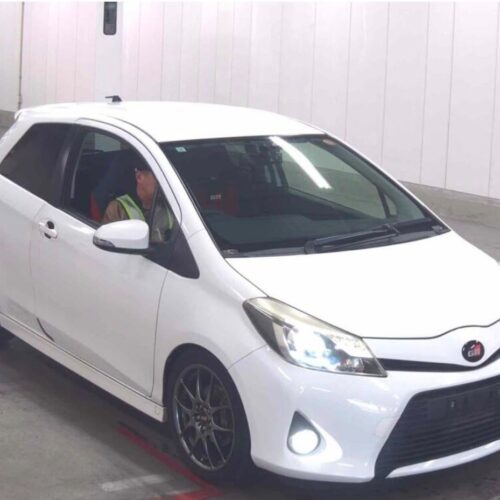 Toyota Vitz GRMN Turbo (Edición Especial) 2013