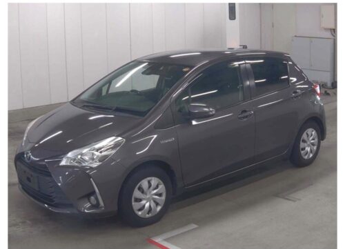 Toyota New Vitz Hybrid F 2017 - Imagen 2