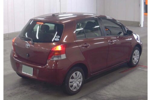Toyota Vitz 5D B S Edition 2010 - Imagen 4