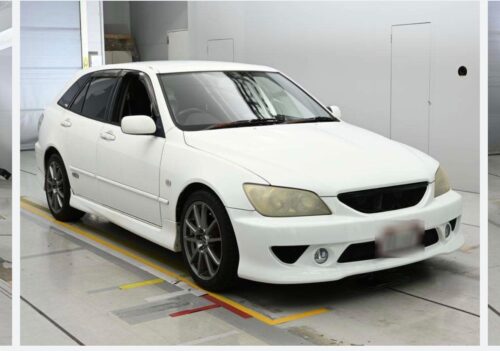 Toyota Altezza Gita AS200 Z Edition 2002 - Imagen 2