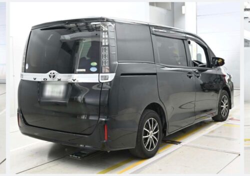 Toyota Voxy X 2016 - Imagen 3