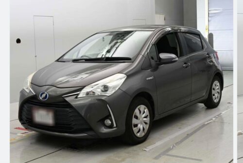 Toyota Vitz Hybrid F 2017 - Imagen 2