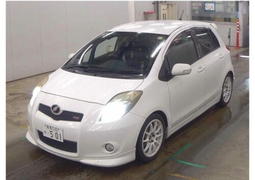 Toyota Vitz 5D TRD Turbo M 2008 - Imagen 2