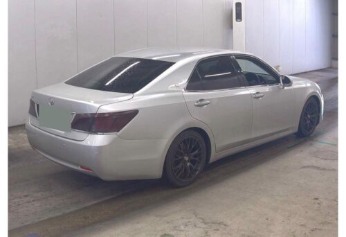 Toyota Crown Royal Saloon 2013 - Imagen 4