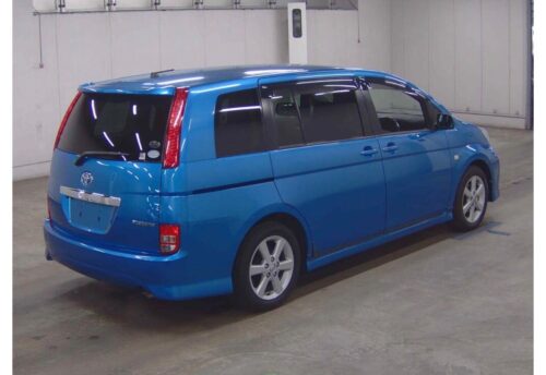 Toyota Isis Platana 2005 - Imagen 4