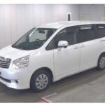 Toyota Noah X Special Edition 2013