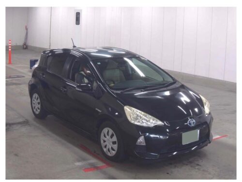 Toyota Aqua S (Híbrido) 2012