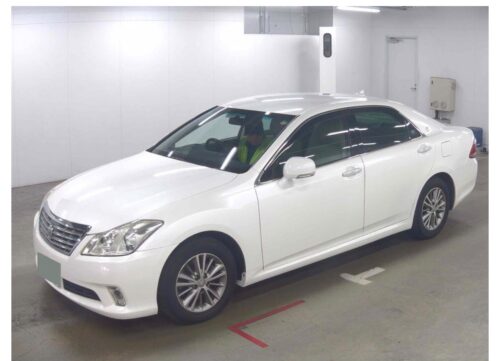 Toyota Crown Royal Saloon Special Navi 2012