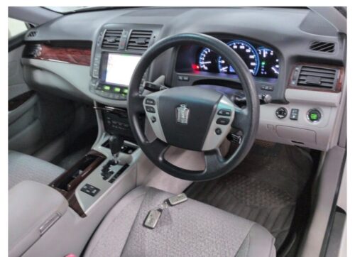 Toyota Crown Royal Saloon Special Navi 2012 - Imagen 5
