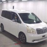 Toyota Noah YY 2010