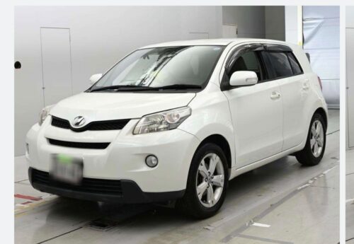 Toyota IST 150G 2010