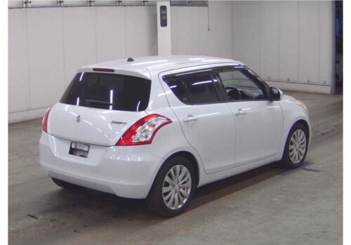Suzuki Swift 5D XS 2011 - Imagen 4