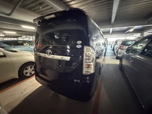 Toyota Voxy ZS 2011 - Imagen 3